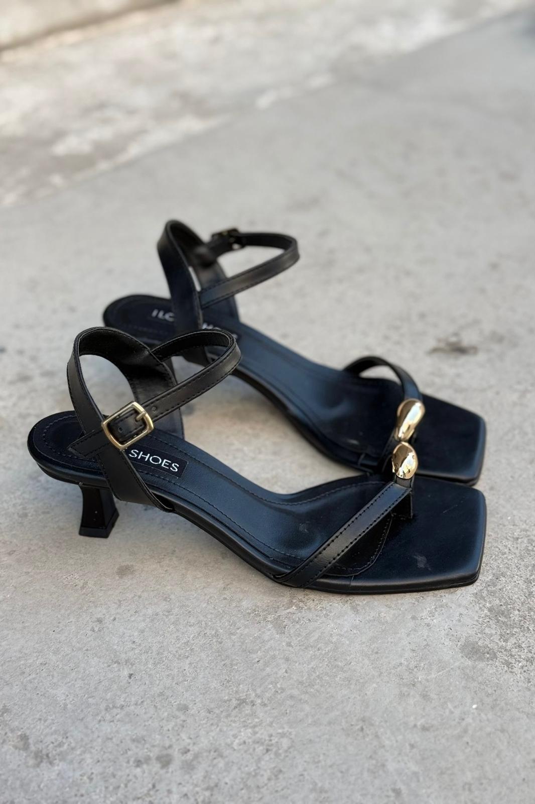 Pamori Mat Deri Siyah Parmak Arası Topuklu Sandalet - ILOVESHOES