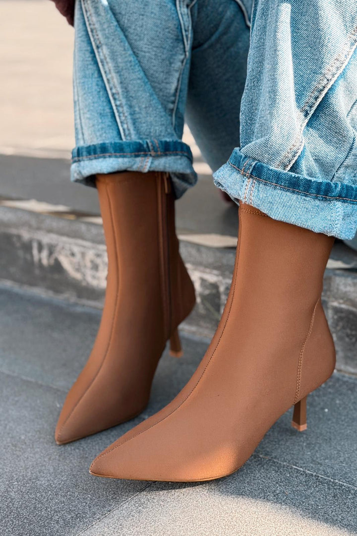 Evelin Kadın Dalgıç İnce Topuklu Bot Taba - ILOVESHOES