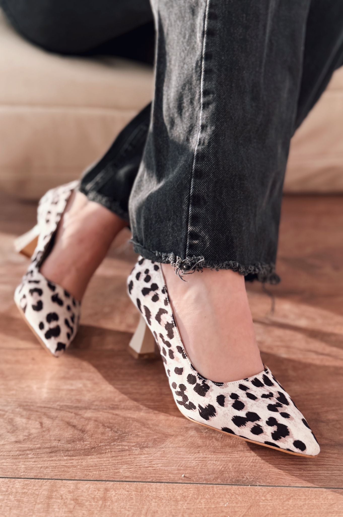 Luntra Saten Leo Desen Bej Stiletto - ILOVESHOES