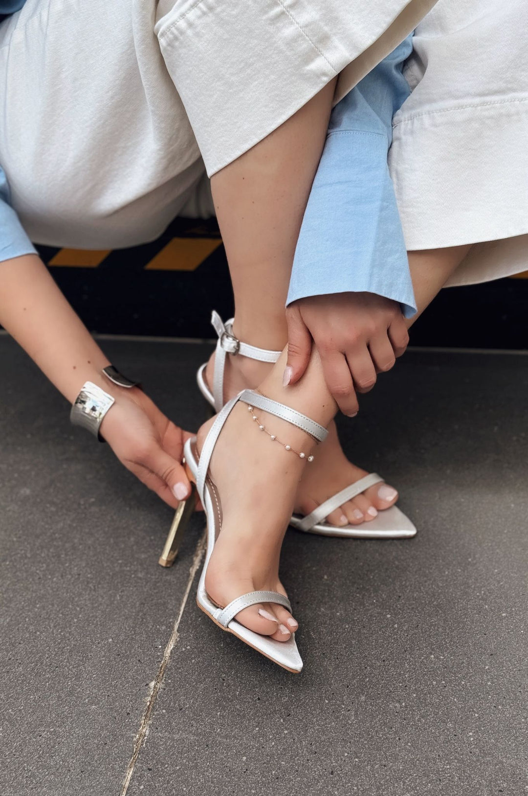 Zagens Saten İnce Topuklu Kadın Ayakkabı Gümüş - ILOVESHOES