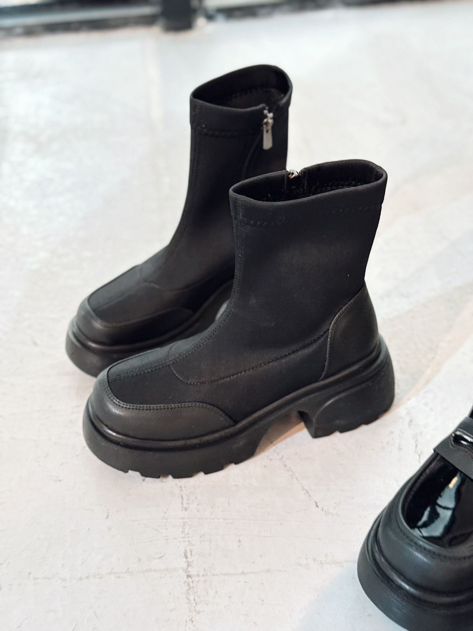 Gariel Kadın Kalın Taban Bot Siyah Dalgıç Kumaş - ILOVESHOES