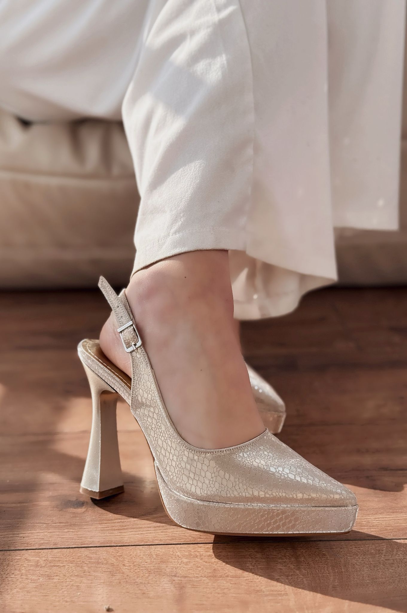 Seliryn Gold Desenli Platform Topuklu Ayakkabı - ILOVESHOES