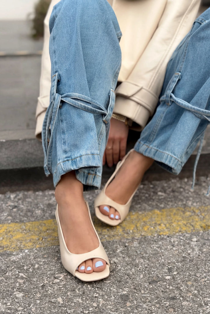 Velavo Topuklu Sandalet Bej Kırışık Rugan - ILOVESHOES