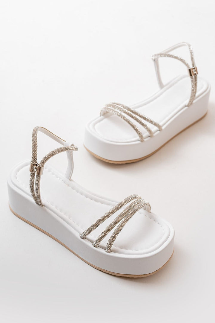 Lariona Mat Beyaz Gümüş Bantlı Dolgu Topuklu Sandalet - ILOVESHOES