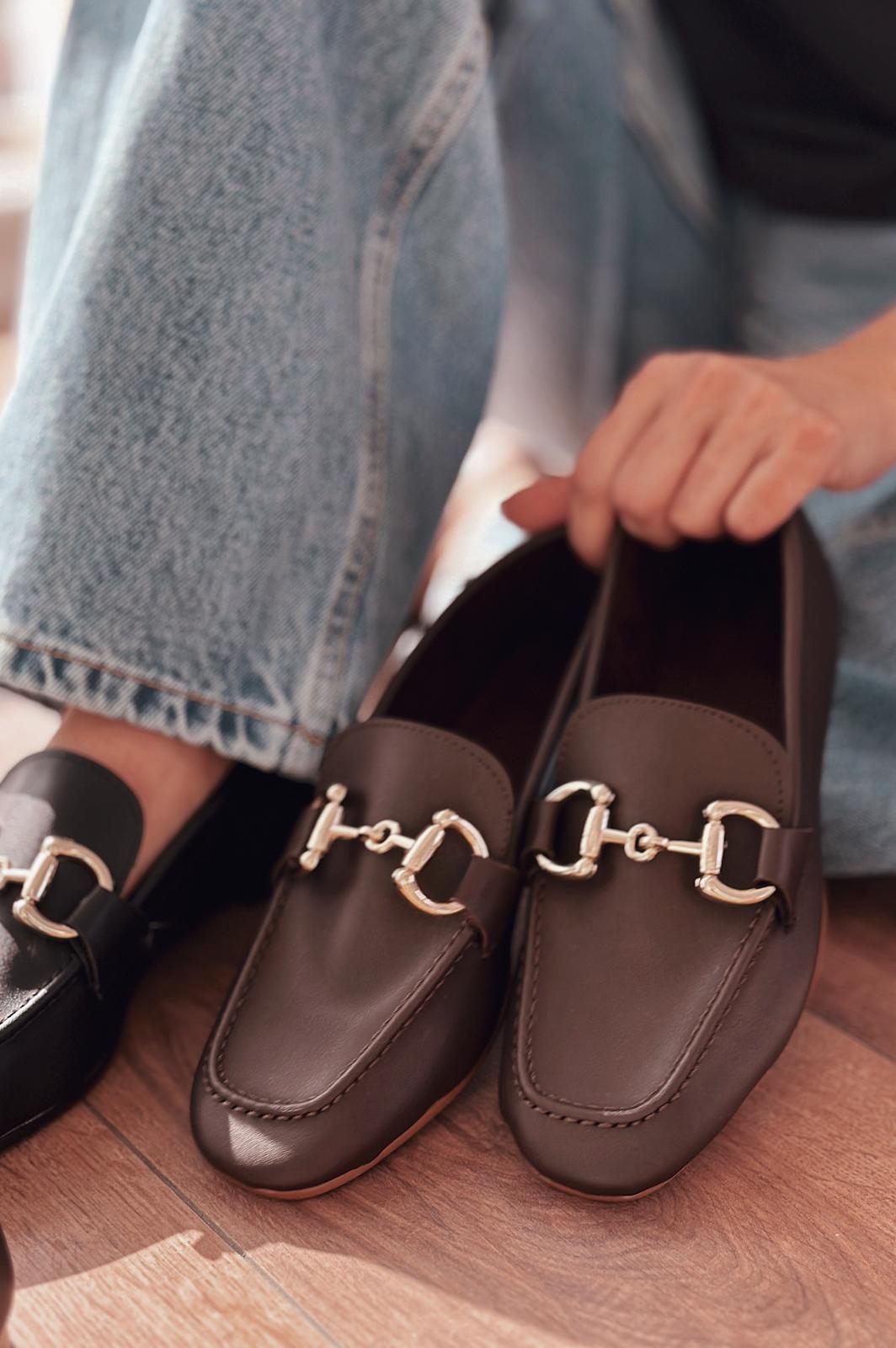 Lofin Mat Deri Toka Detaylı  Kadın Loafer Acıkahve