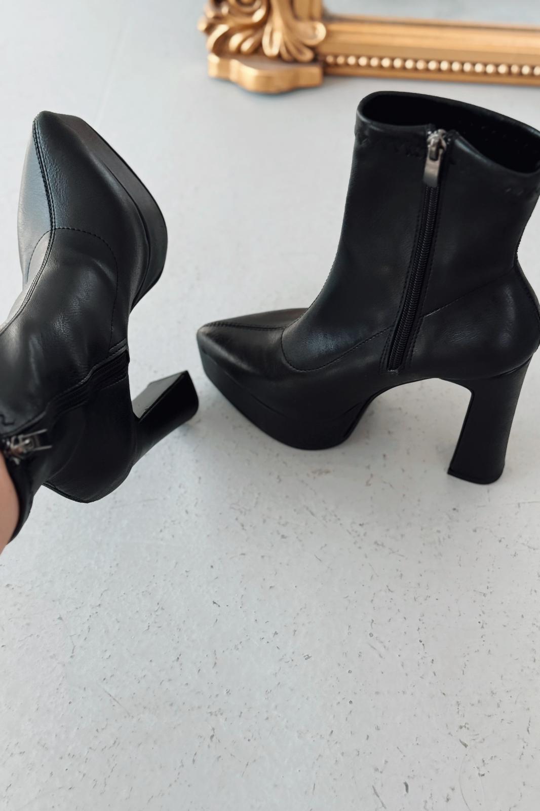 Inora Kadın Platform Topuklu Streç Bot Siyah Mat Deri - ILOVESHOES