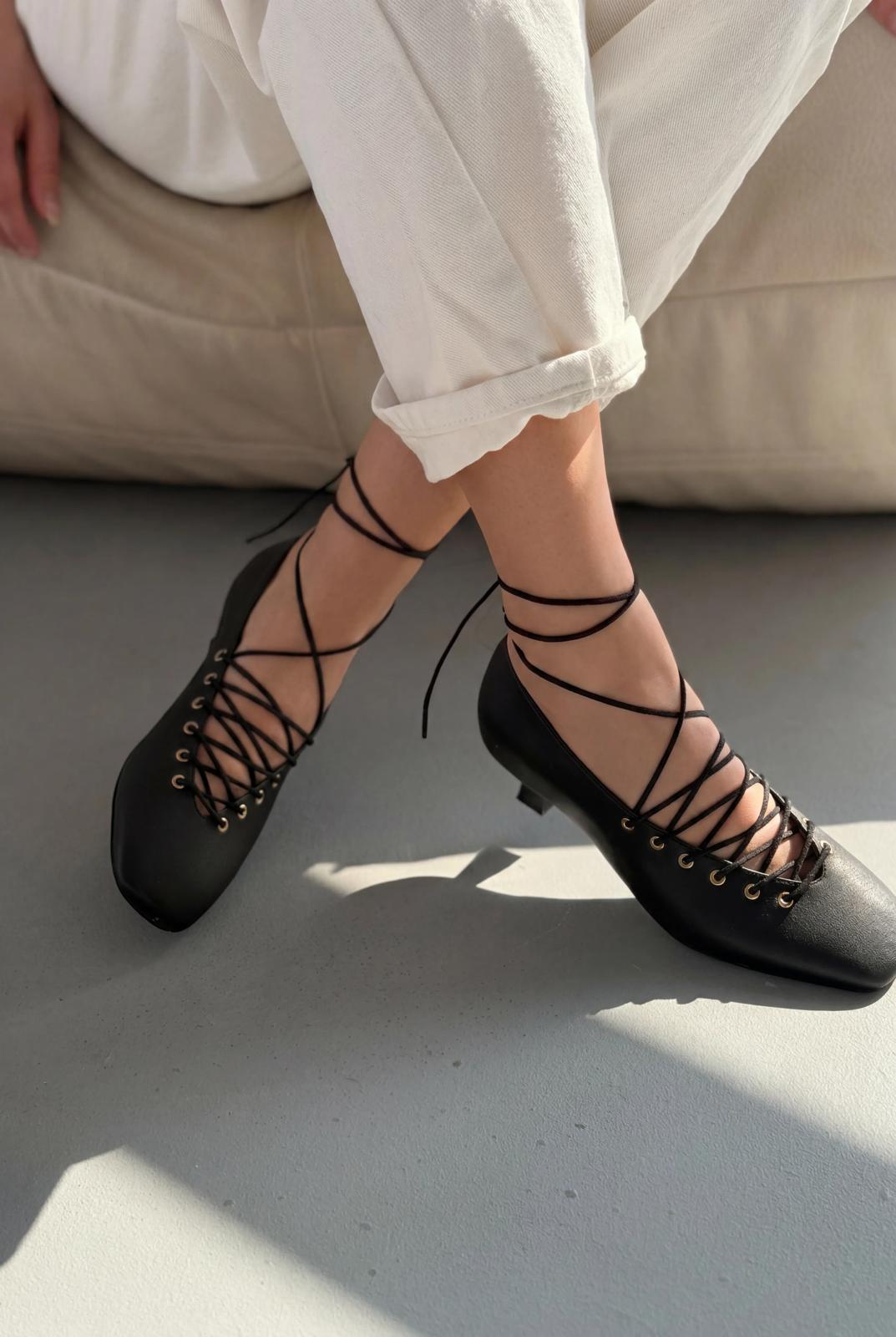 Sernis Siyah Mat Deri Kadın Topuklu Ayakkabı - ILOVESHOES