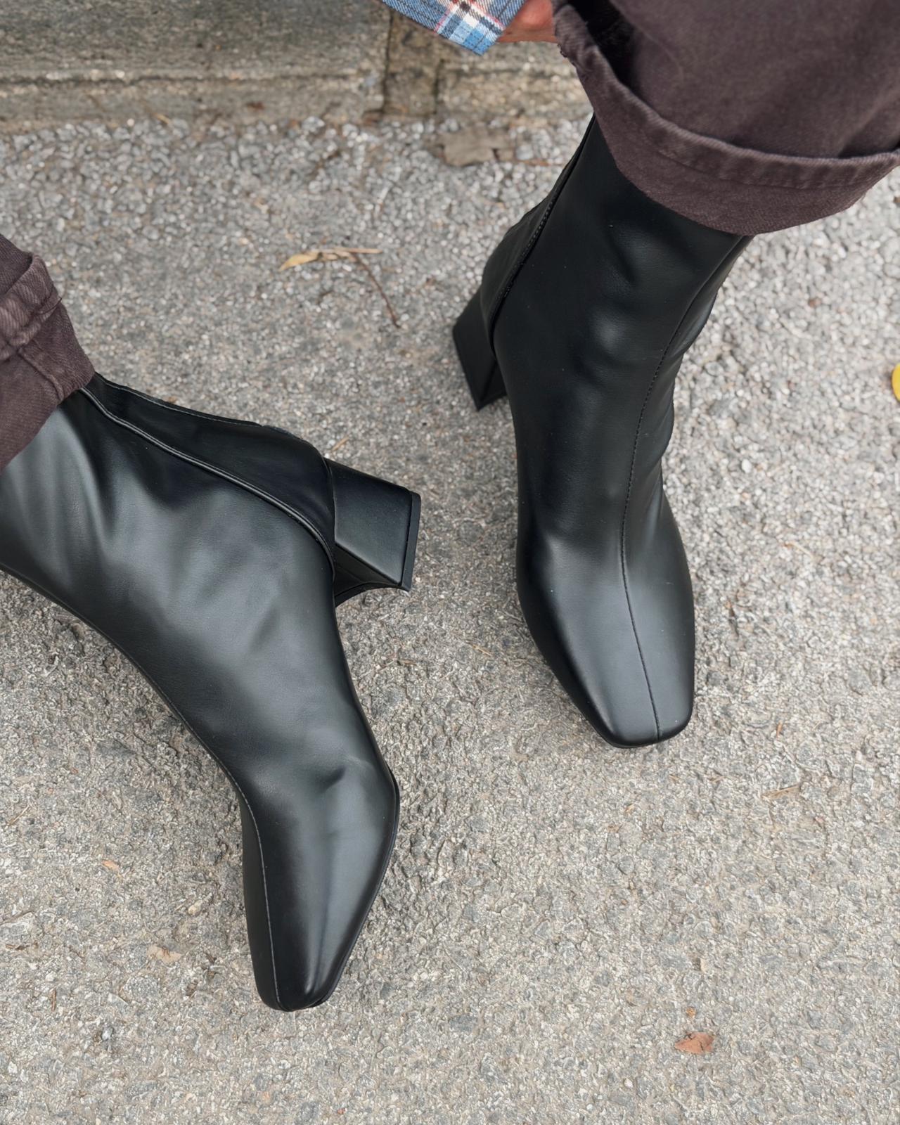 Jornel Kadın Topuklu Streç Bot Siyah Mat Deri - ILOVESHOES