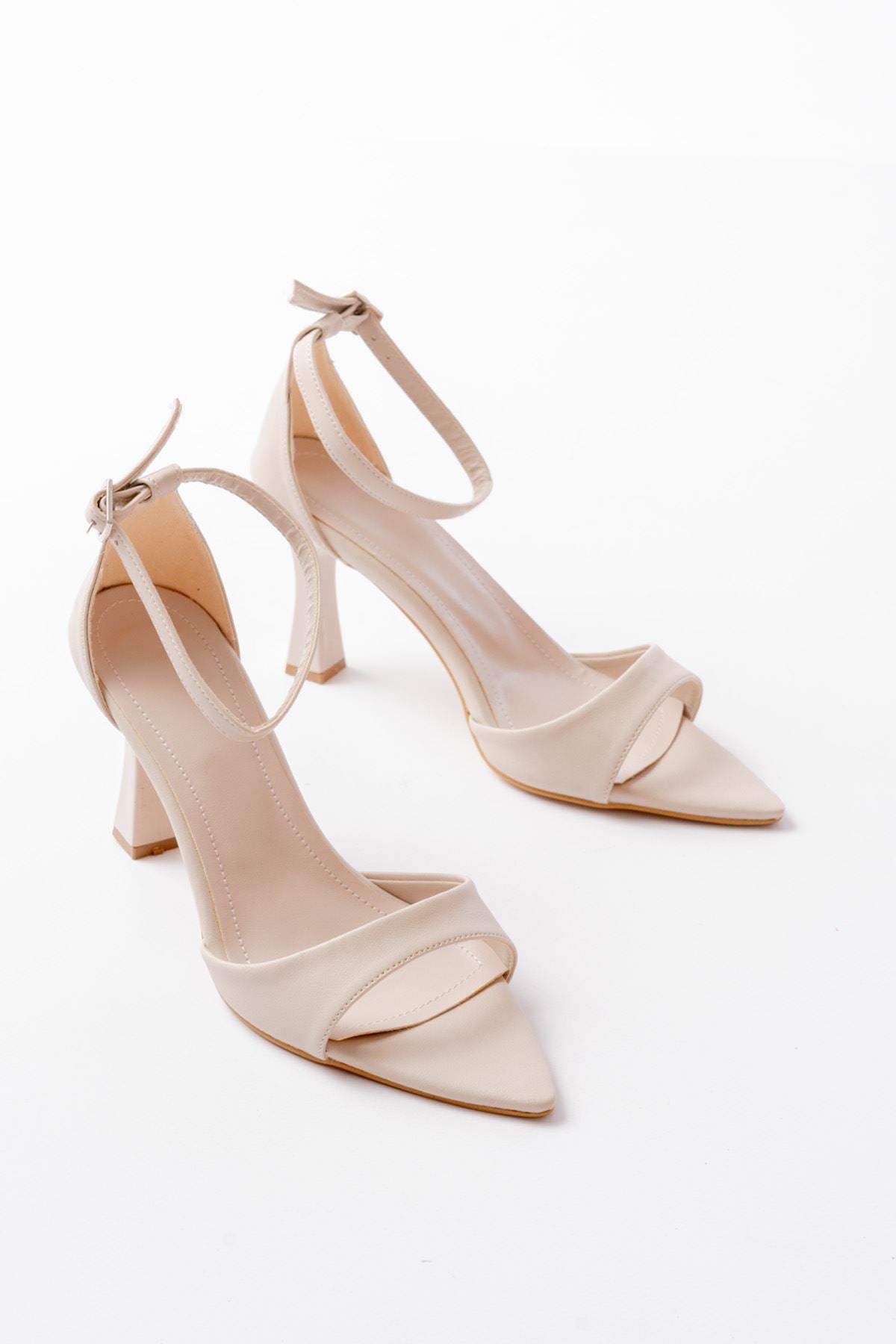 Kolya Mat Deri Bej Topuklu Ayakkabı - ILOVESHOES