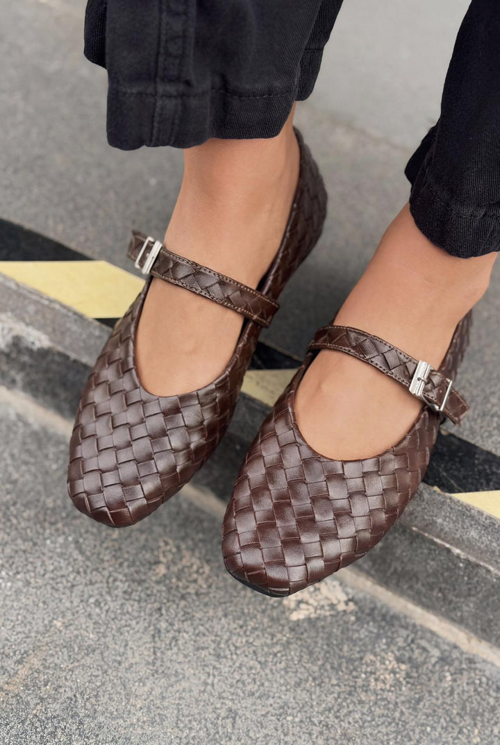 Vespera Kadın Babet Acıkahve Mat Deri - ILOVESHOES