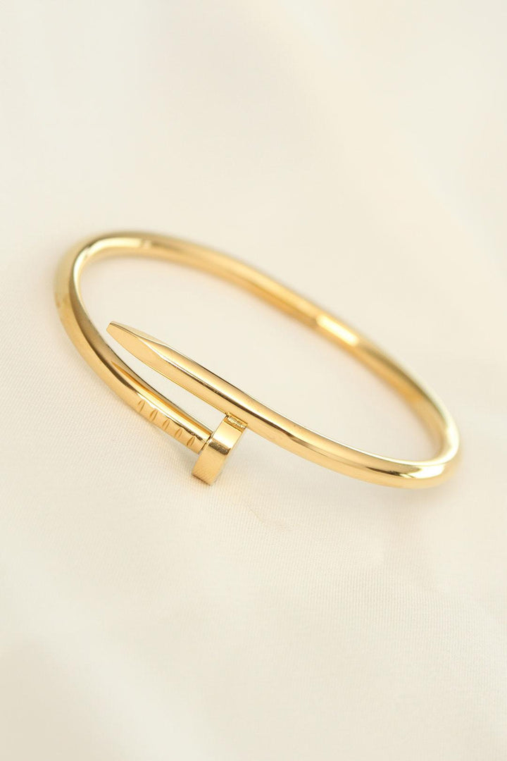 ILS-1207-316L Çelik Gold Renk Çivi Model Bileklik