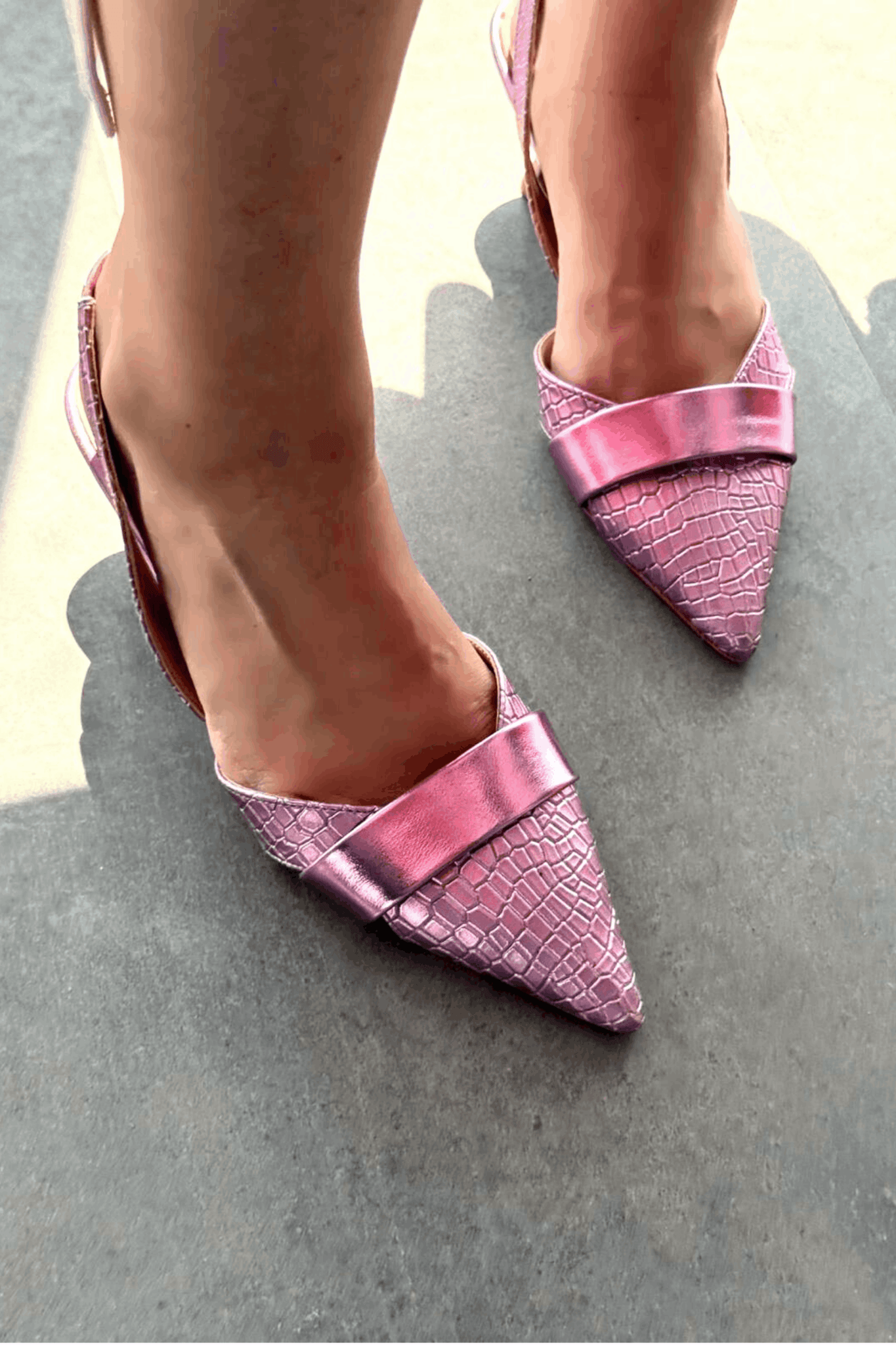 Midans Parlak Deri Kısa Topuklu Stiletto Pembe - ILOVESHOES