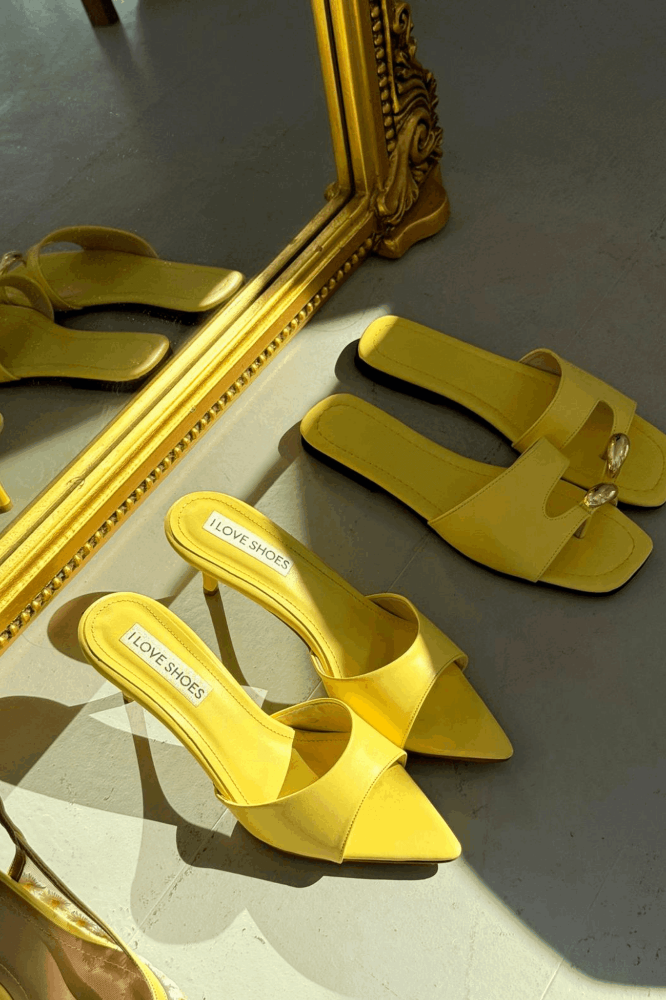 Velto Mat Deri Sarı Parmak Arası Kadın Terlik - ILOVESHOES