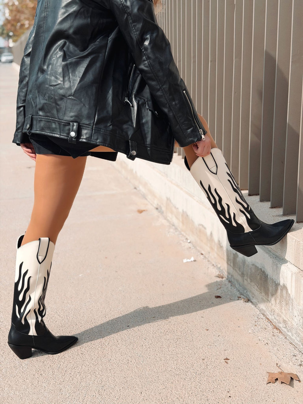 Uldra Kadın Kovboy Çizme Siyah Mat Deri - ILOVESHOES