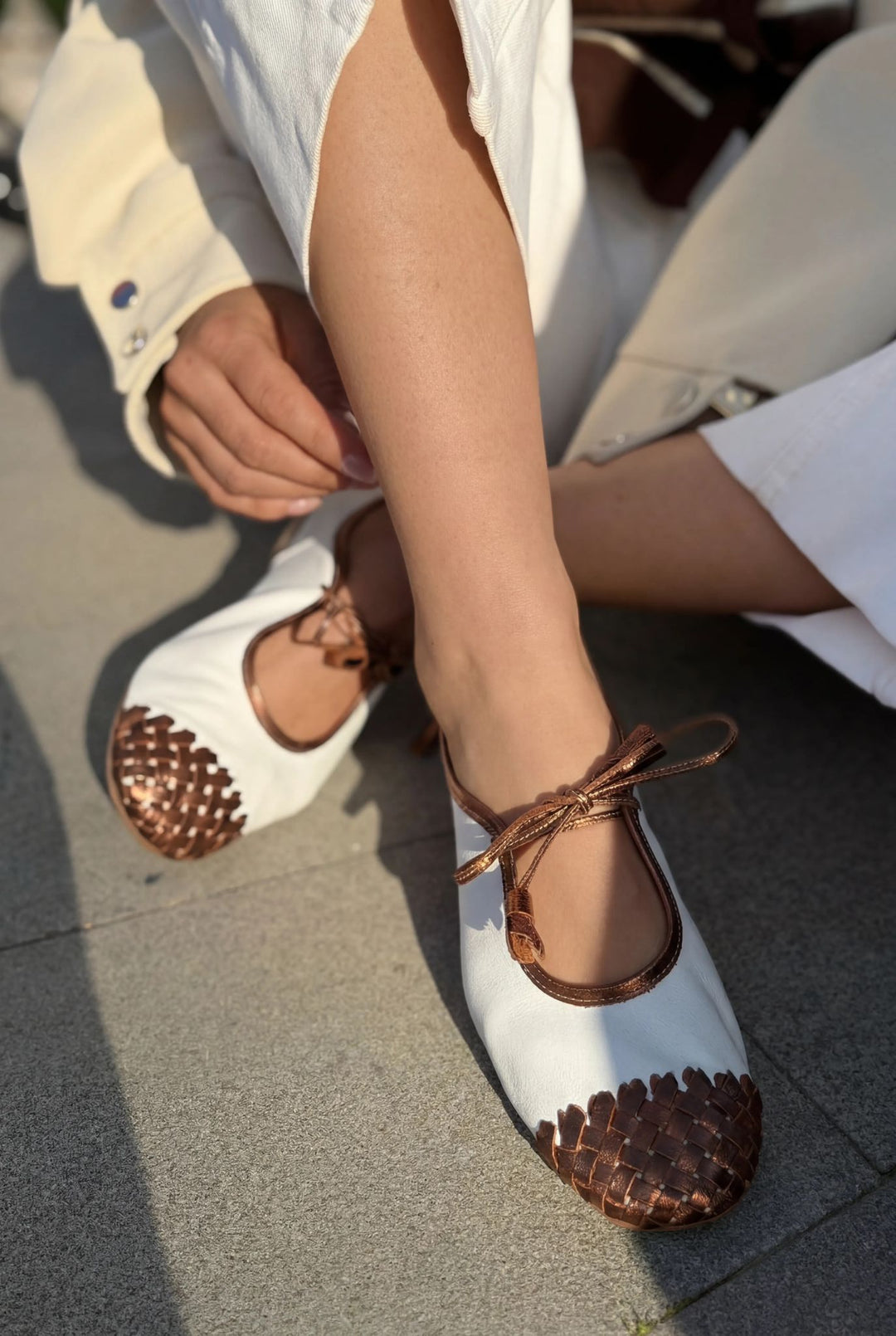 Talorin Hakiki Deri Kadın Bağcıklı Babet Metalik Bronz - ILOVESHOES