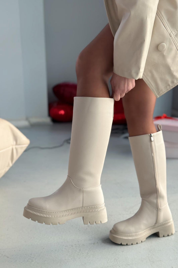 Vetra Bej Fermuarlı Günlük Kadın Çizme