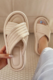 Zayten Mat Deri Bej Çapraz Bant Detaylı Kadın Terlik - ILOVESHOES