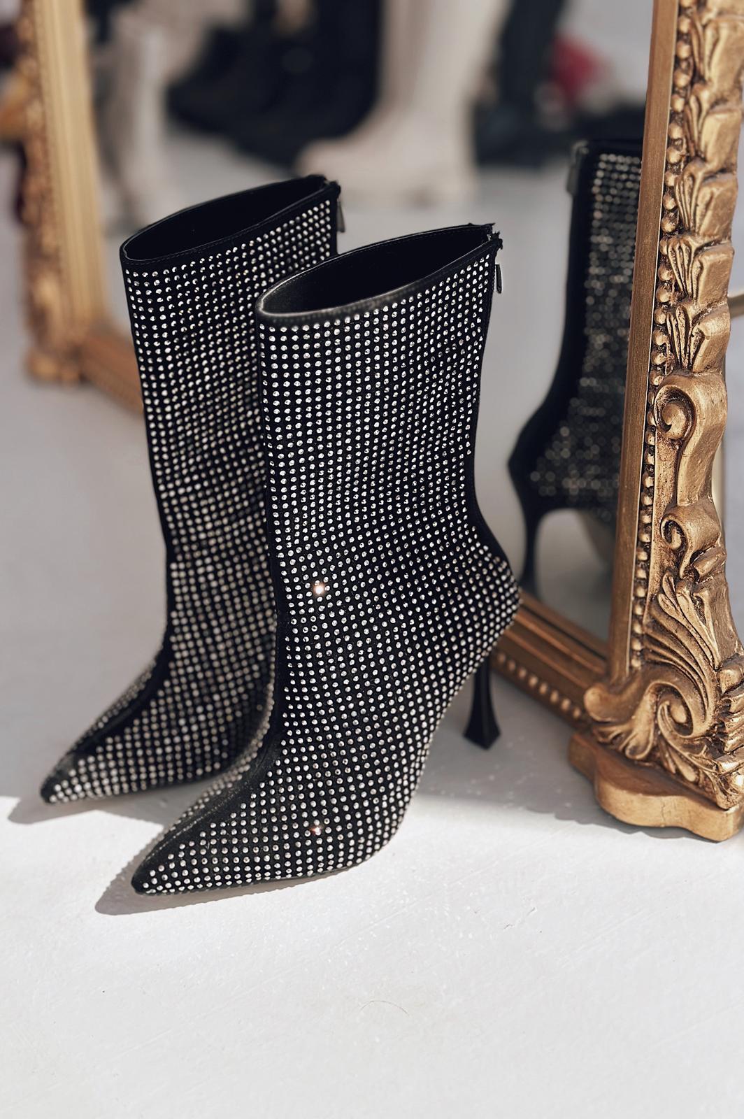 Simley Topuklu Kadın Çizme Siyah Süet Gri Taşlı - ILOVESHOES