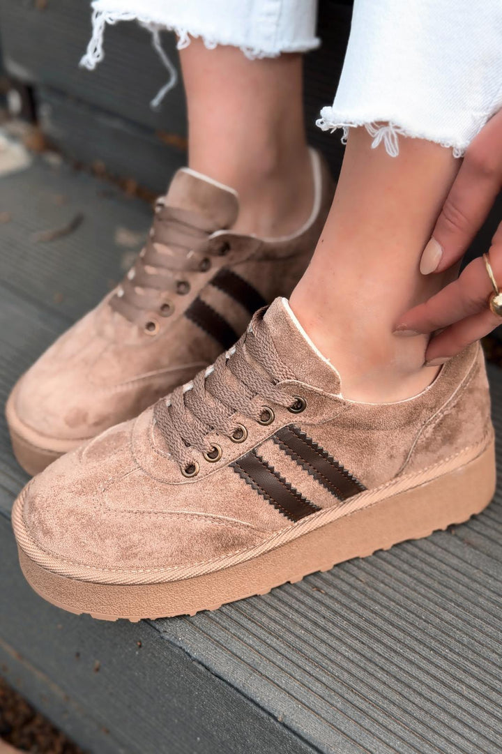 Vireo Kadın Spor Ayakkabı Camel Süet - ILOVESHOES