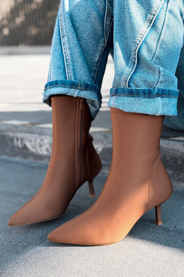 Evelin Kadın Dalgıç İnce Topuklu Bot Taba - ILOVESHOES