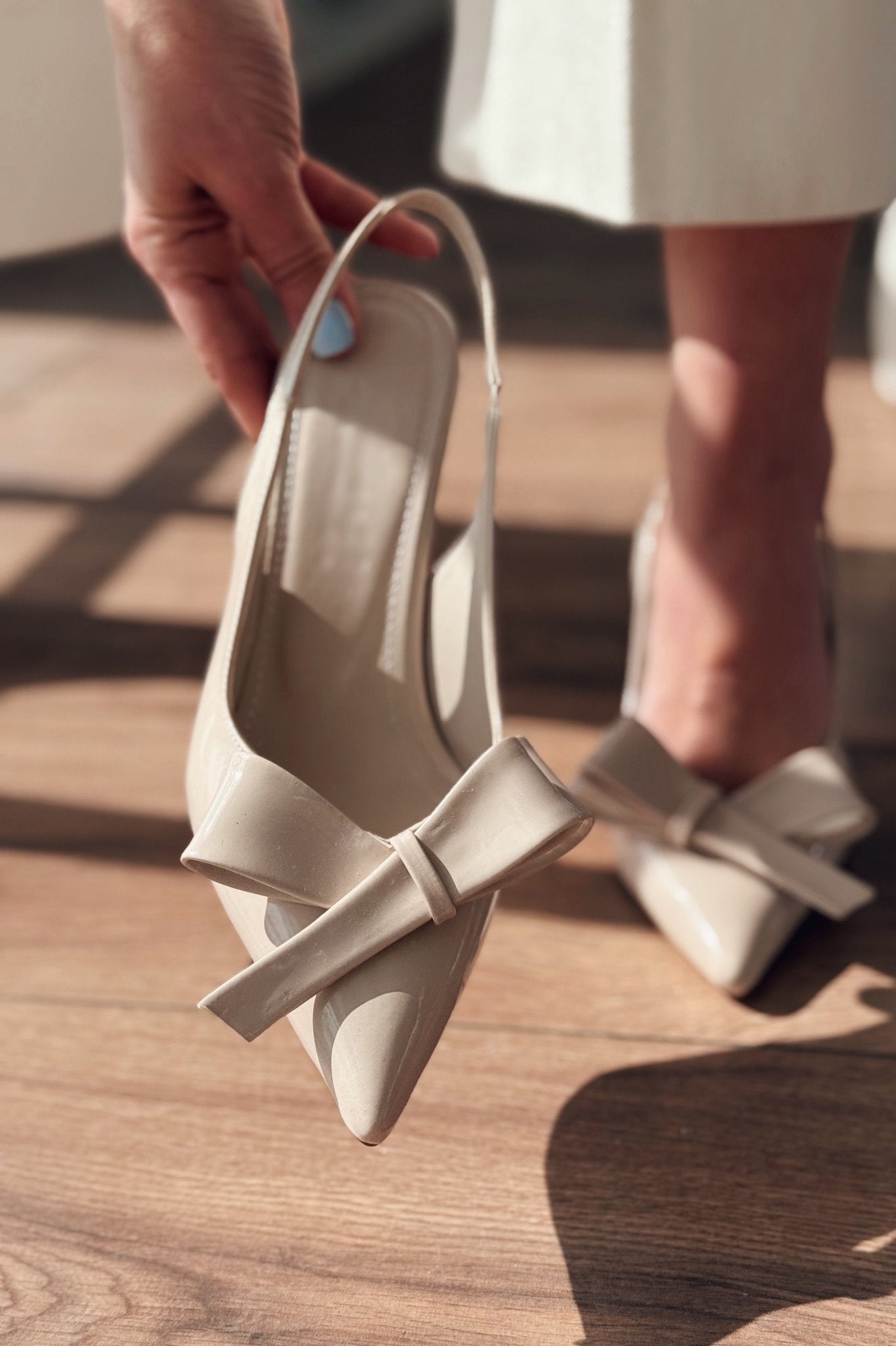 Valene Rugan Bej Fiyonk Detaylı Topuklu Ayakkabı - ILOVESHOES