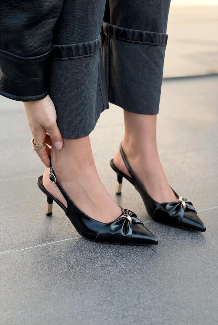 Lorvani Stiletto Siyah Mat Deri Fiyonk Detaylı - ILOVESHOES