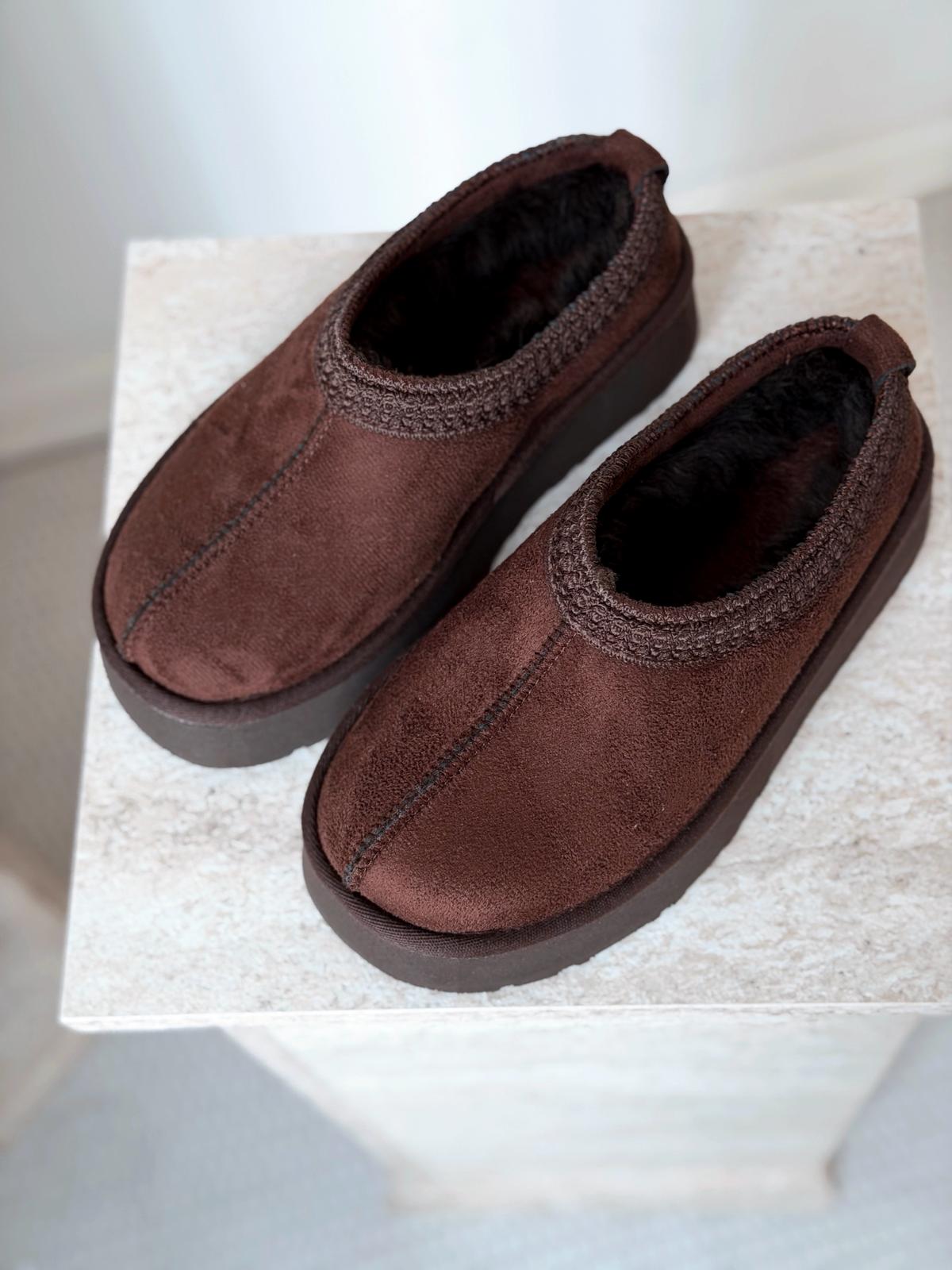 Lefani Kadın İçi Tüylü Terlik Acıkahve Süet - ILOVESHOES