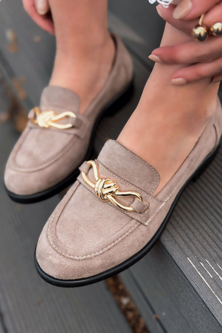 Norel Kadın Loafer Vizon Süet Fiyonk Detaylı - ILOVESHOES