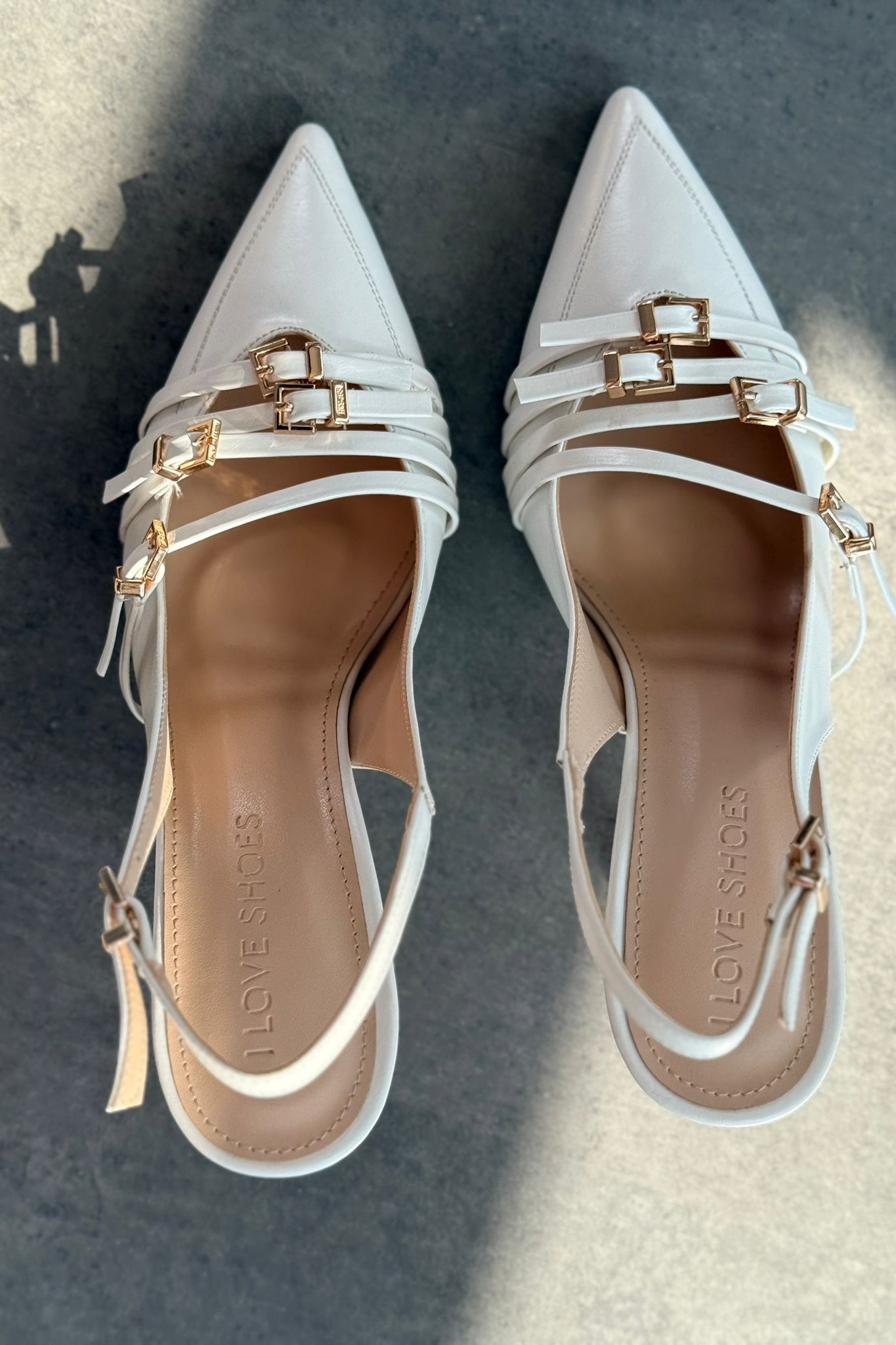 Veloro Mat Deri Toka Detaylı Beyaz Stiletto