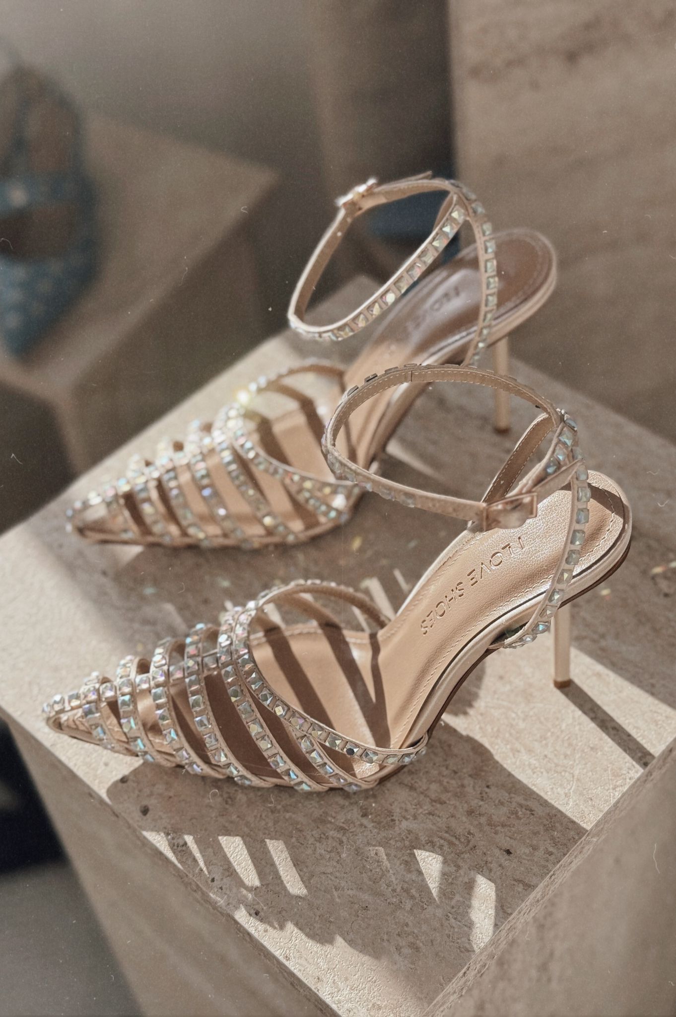 Penoria Mat Bej Bant Detaylı Stiletto - ILOVESHOES