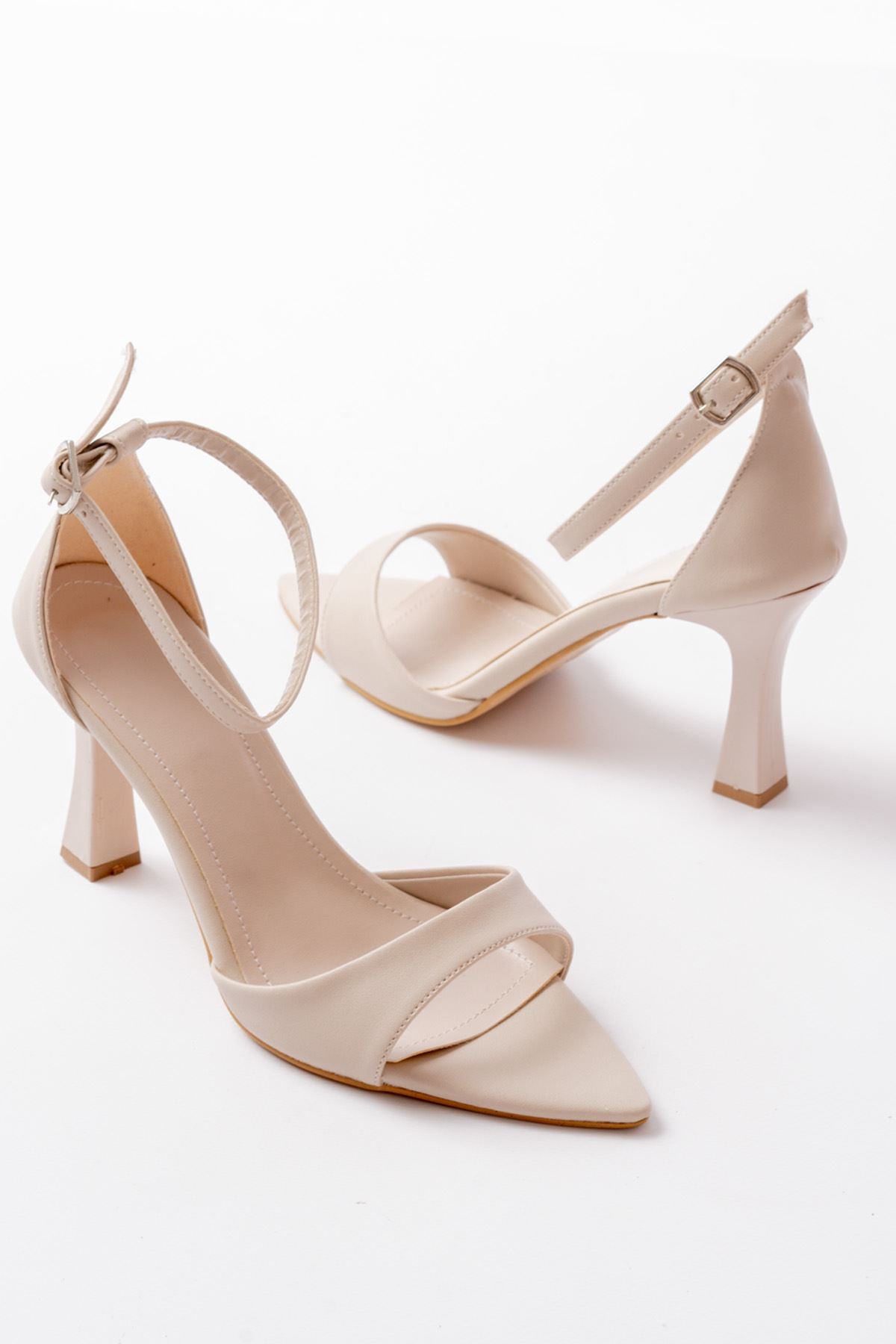 Kolya Mat Deri Bej Topuklu Ayakkabı - ILOVESHOES
