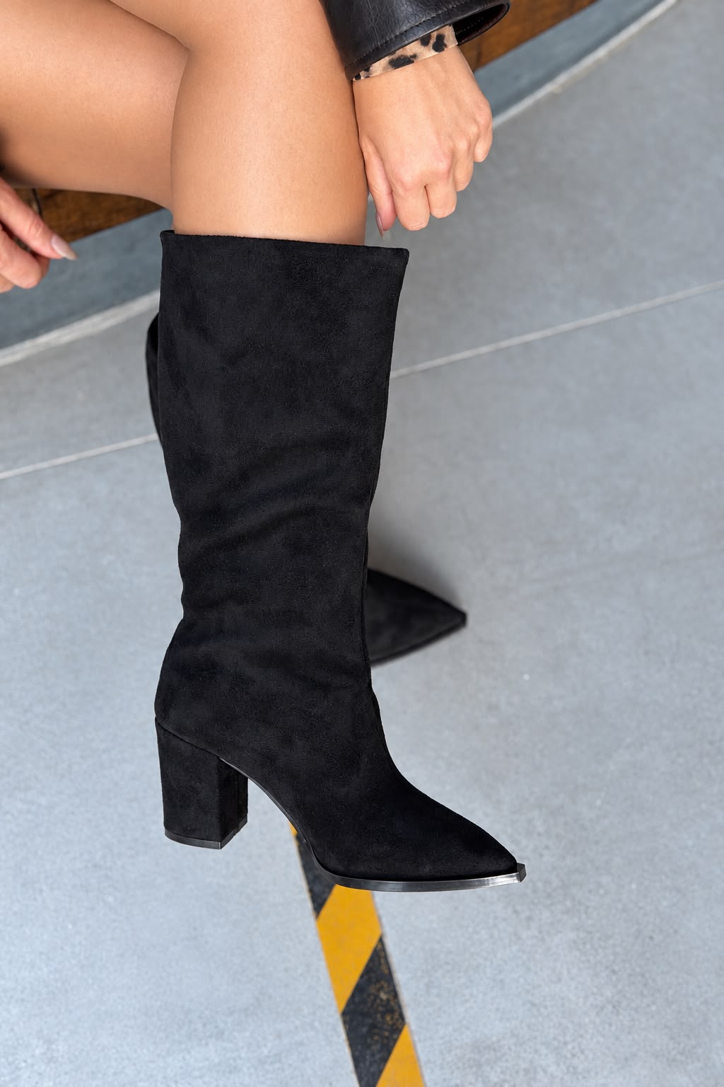 Nuvora Siyah Süet Kadın Çizme - ILOVESHOES
