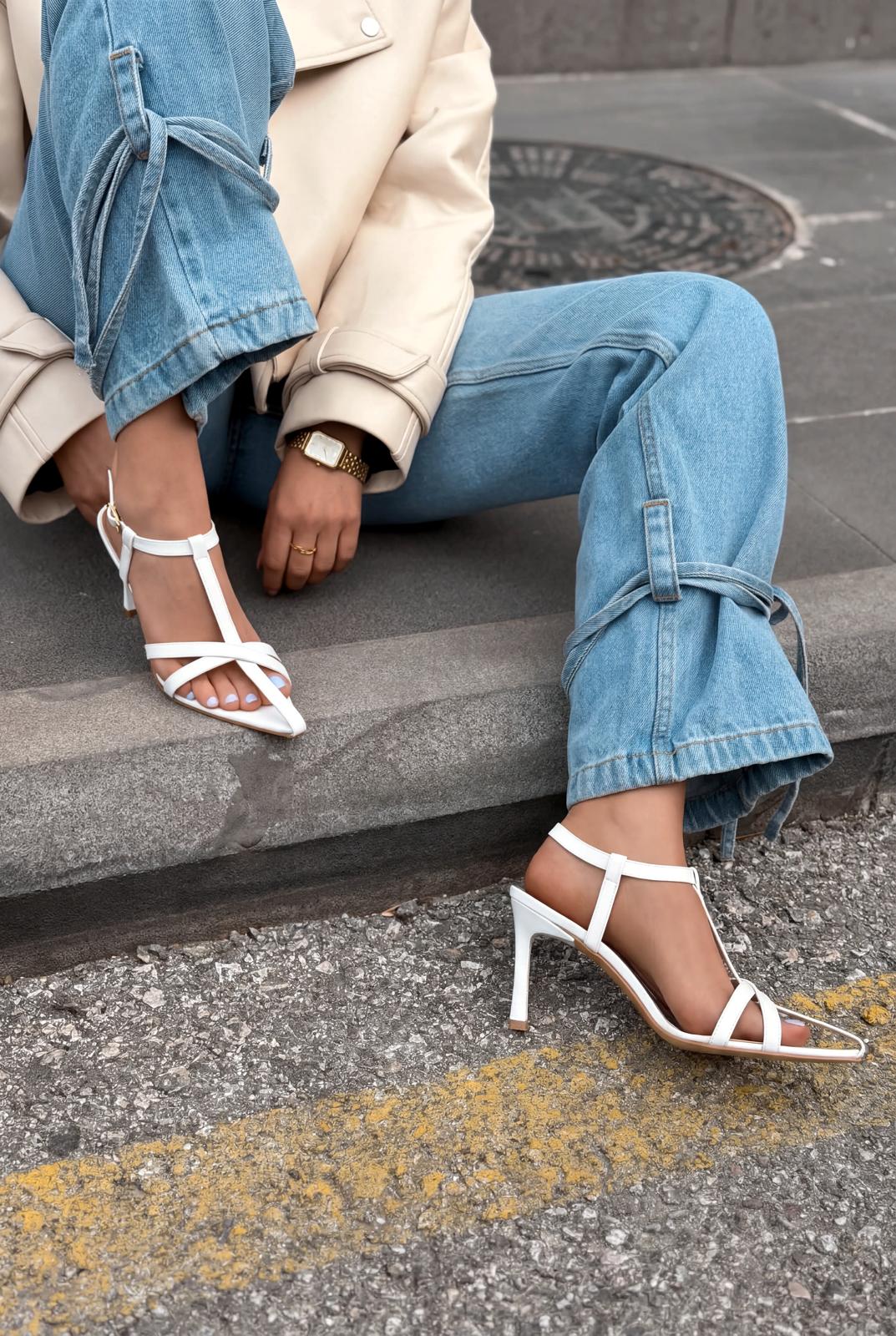 Morlen Topuklu Sandalet Beyaz Rugan - ILOVESHOES