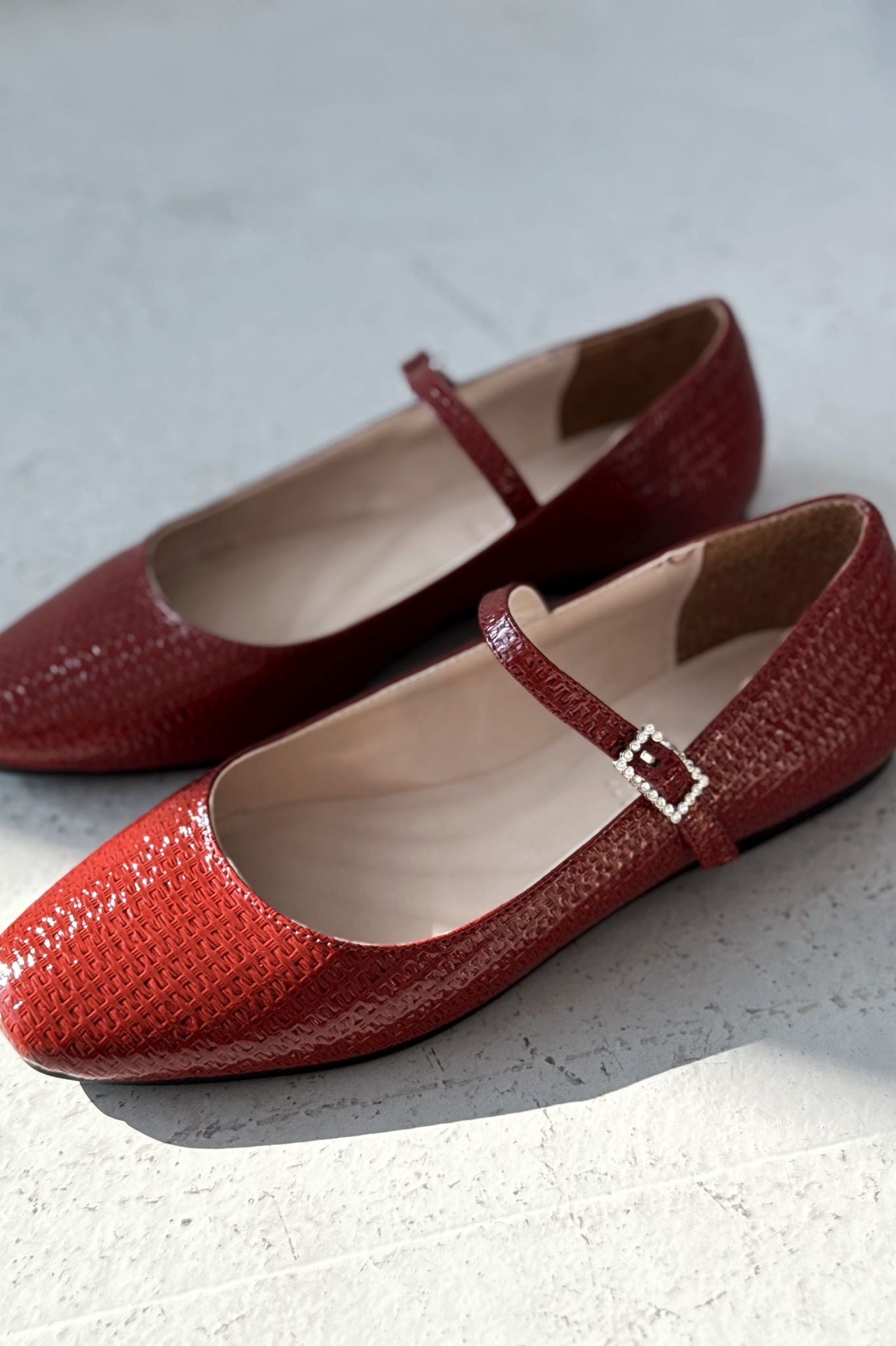 Edwons Parlak Deri Kadın Babet Bordo - ILOVESHOES