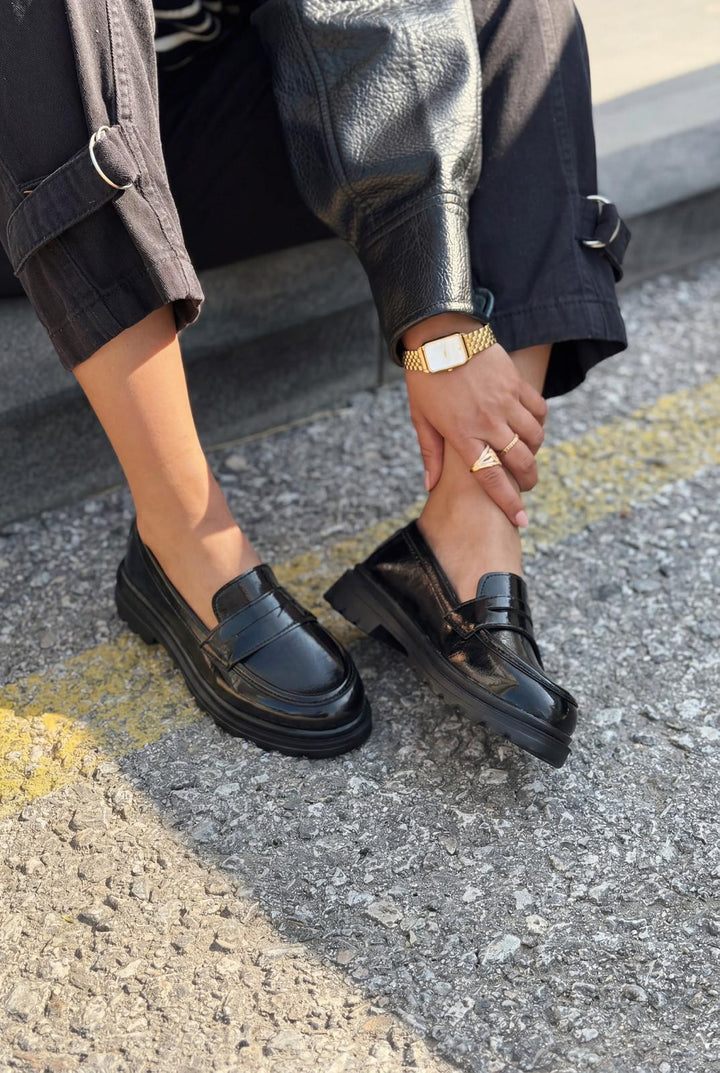 Kastrel Kasın Loafer Siyah Kırışık Rugan - ILOVESHOES