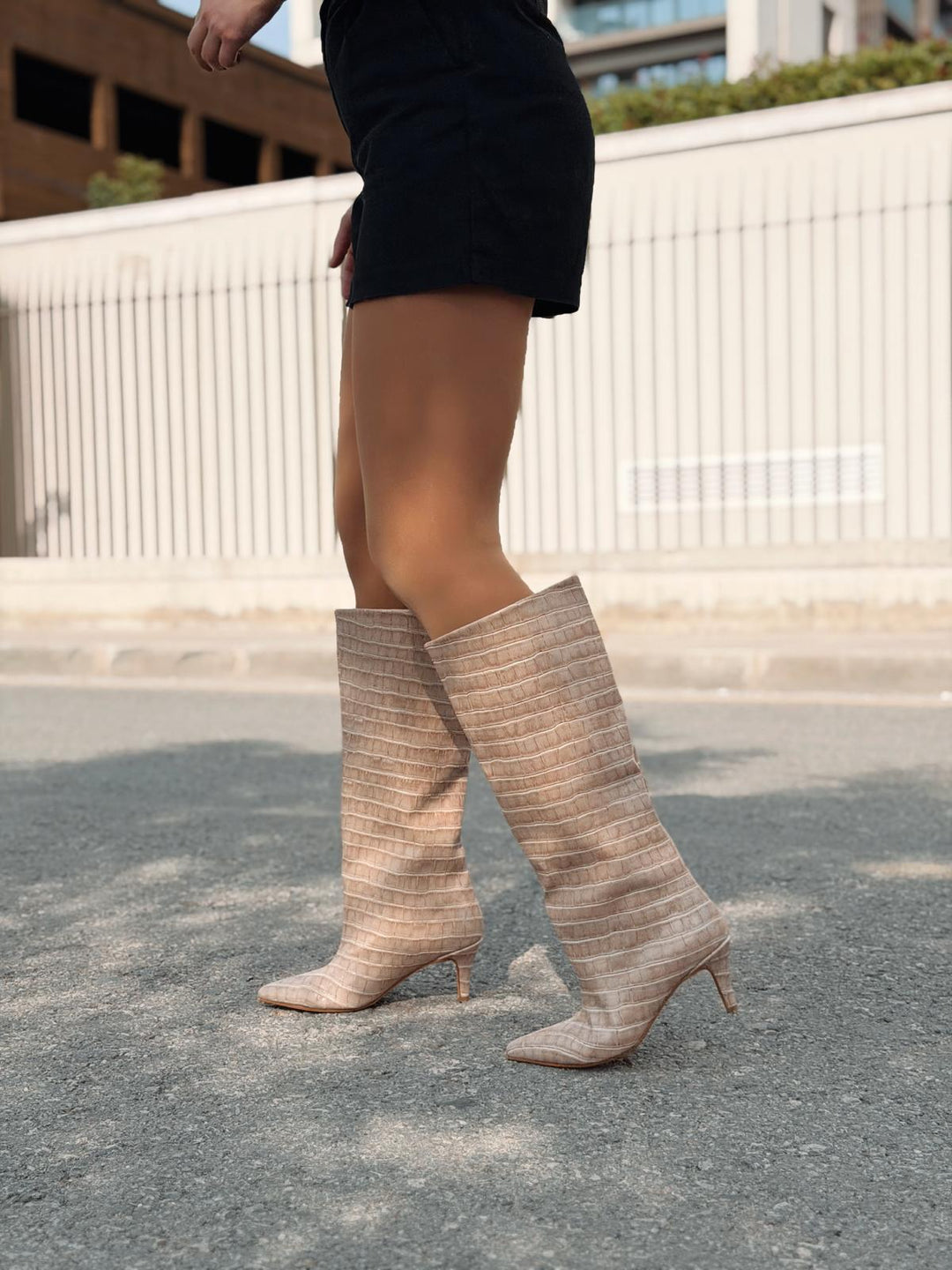 Gwen Desenli Kadın Çizme Nude - ILOVESHOES