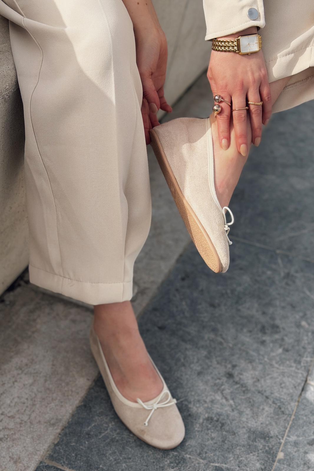 Stellor Kadın Babet Bej Süet Dolgu Topuklu - ILOVESHOES