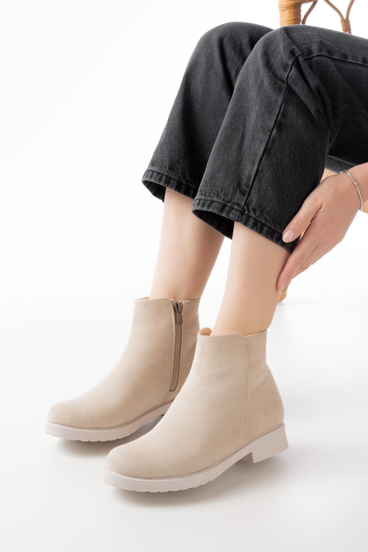 Elvoris Bej Süet Fermuarlı Günlük Kadın Bot - ILOVESHOES