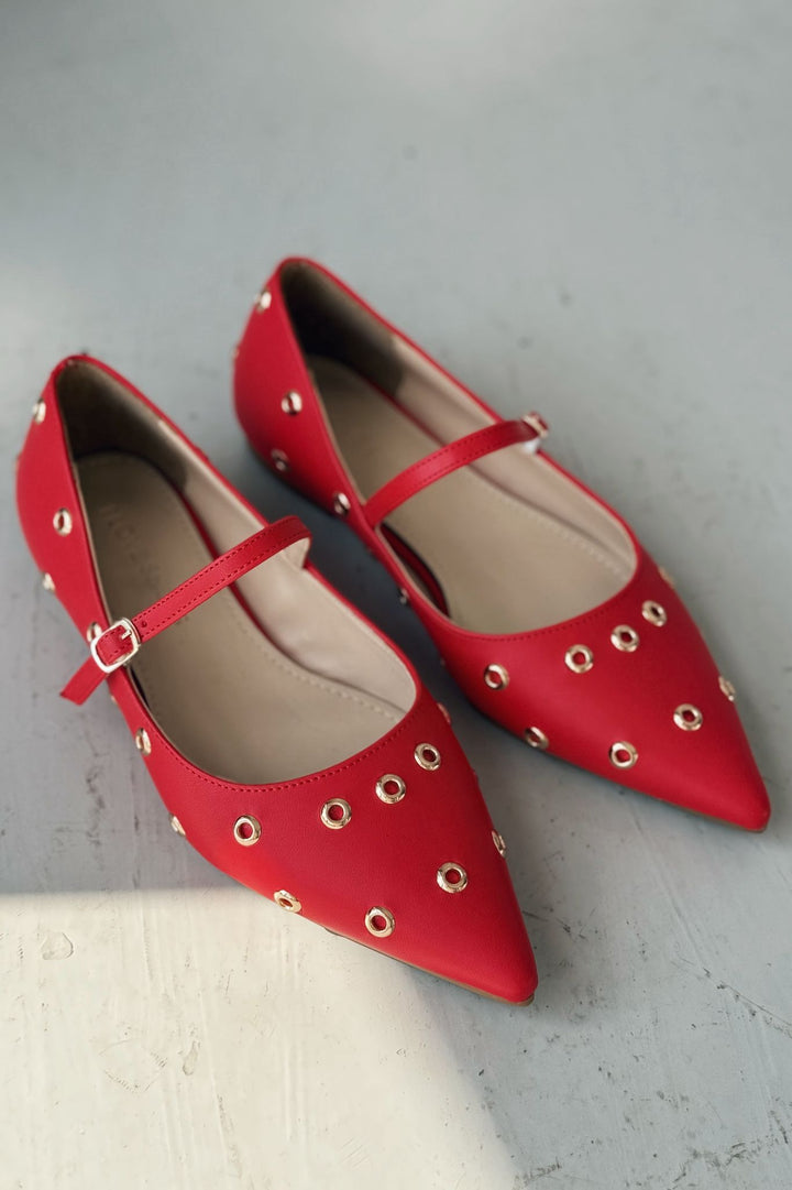 Zelix Mat Zımba Detaylı Kırmızı Kadın Babet - ILOVESHOES