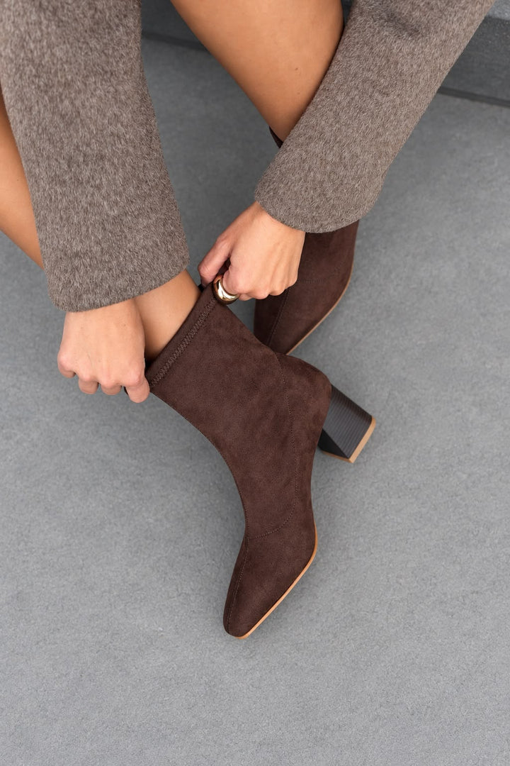 Delsia Acı Kahve Süet Kadın Streç Bot - ILOVESHOES