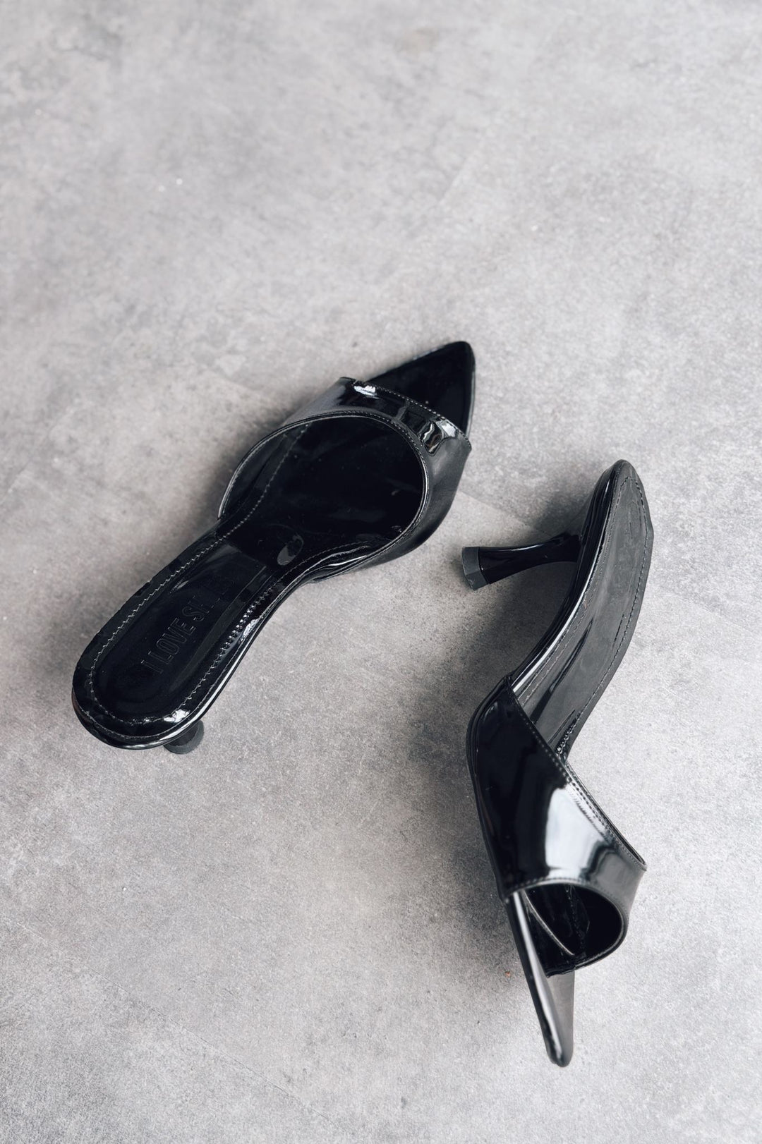 Yonspe Siyah Rugan Kadın Topuklu Terlik - ILOVESHOES
