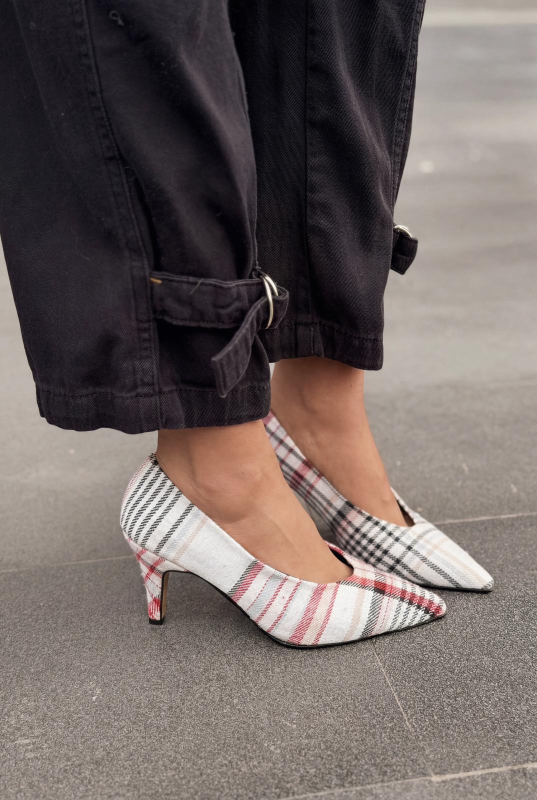 Kairo Stiletto Çok Renkli Tüvit Kumaş Ekoseli - ILOVESHOES