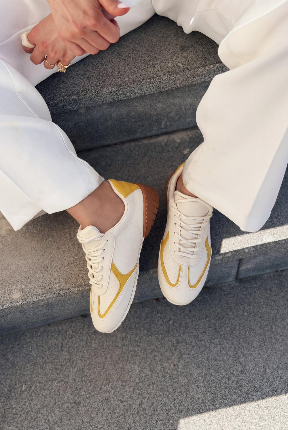 Rosven Sarı Mat Deri Kadın Spor Ayakkabı - ILOVESHOES