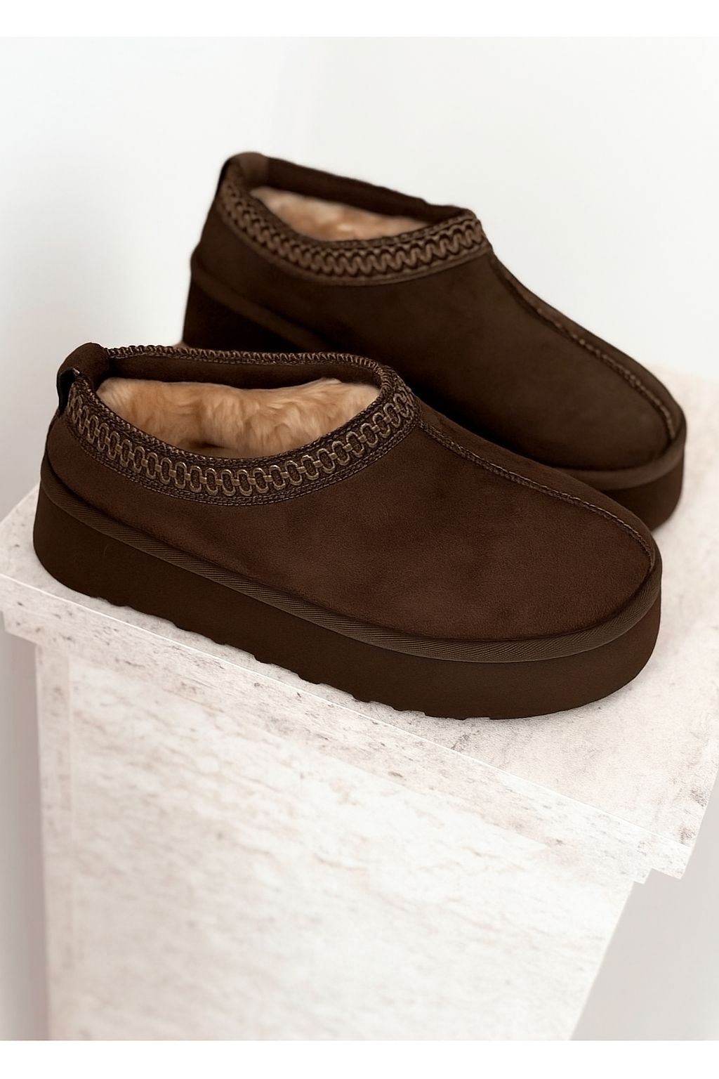 Lefani Kadın İçi Tüylü Terlik Acıkahve Süet - ILOVESHOES