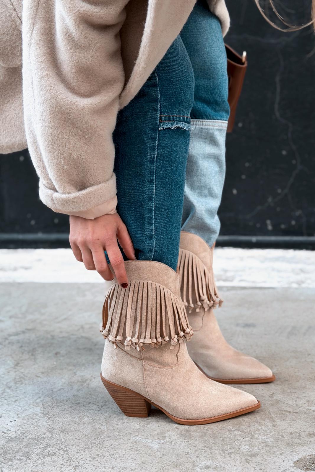 Iserne Kadın Kovboy Bot Bej Süet Püsküllü - ILOVESHOES