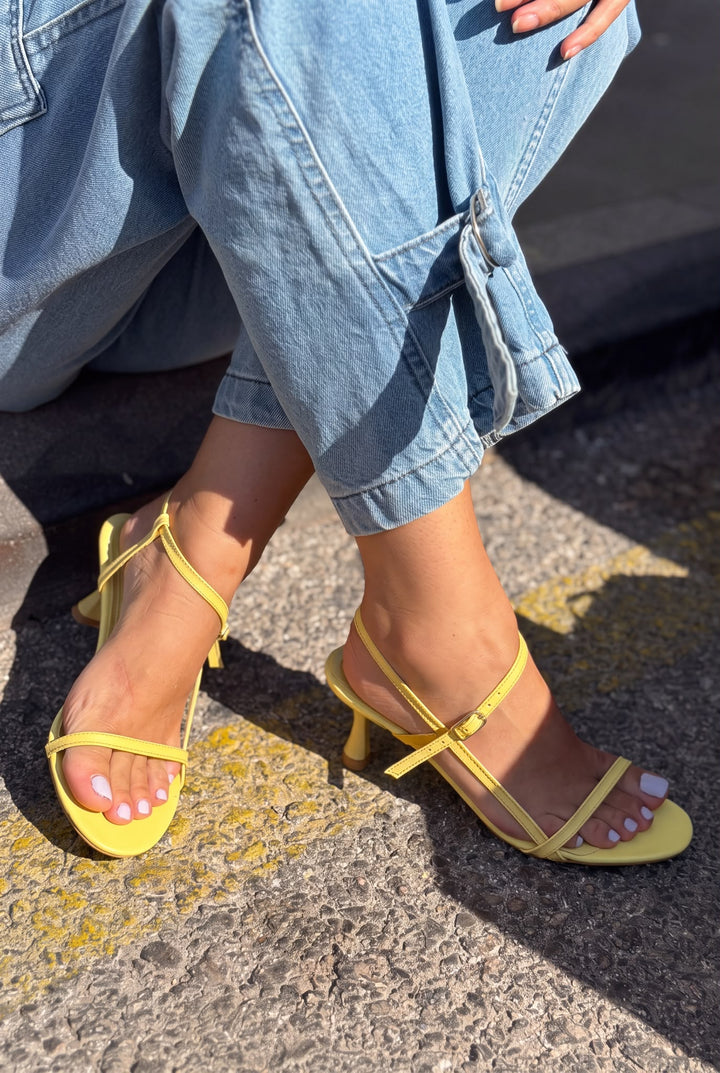 Danire Sarı Mat Deri Kadın Topuklu Sandalet - ILOVESHOES