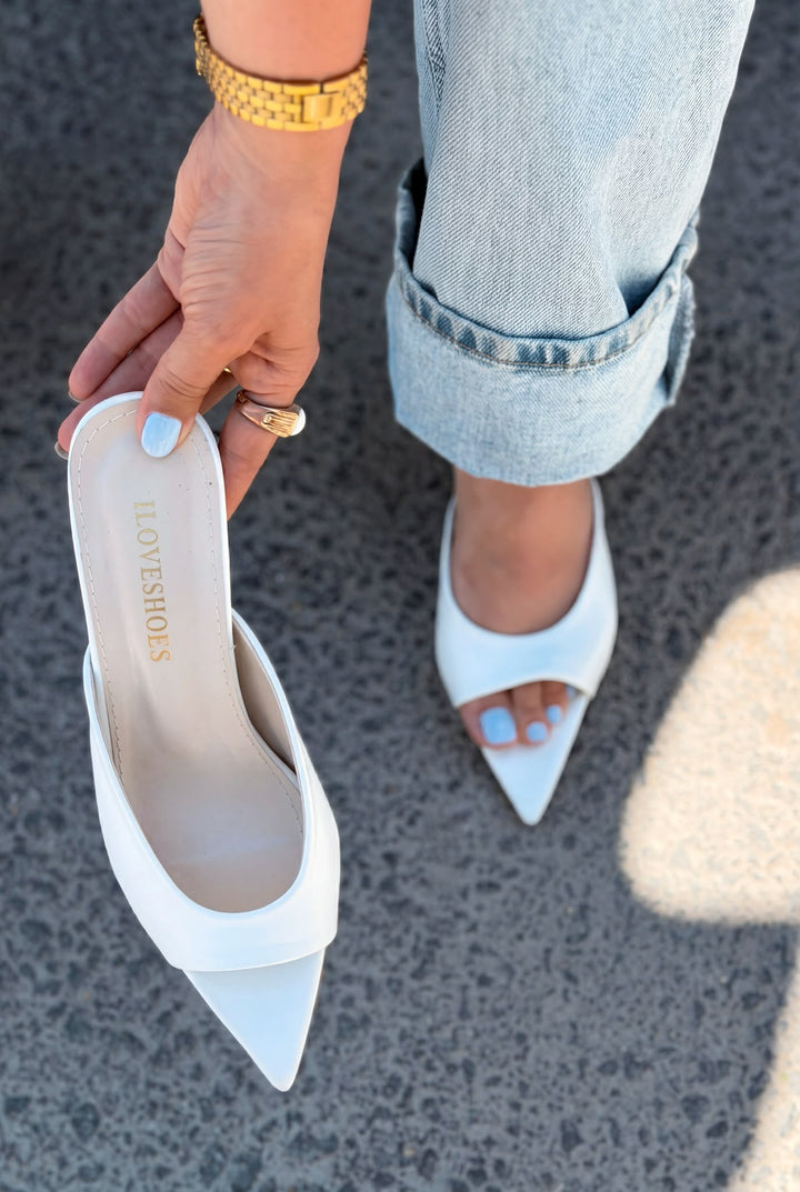 Boreni Beyaz Mat Deri Kadın Topuklu Terlik - ILOVESHOES