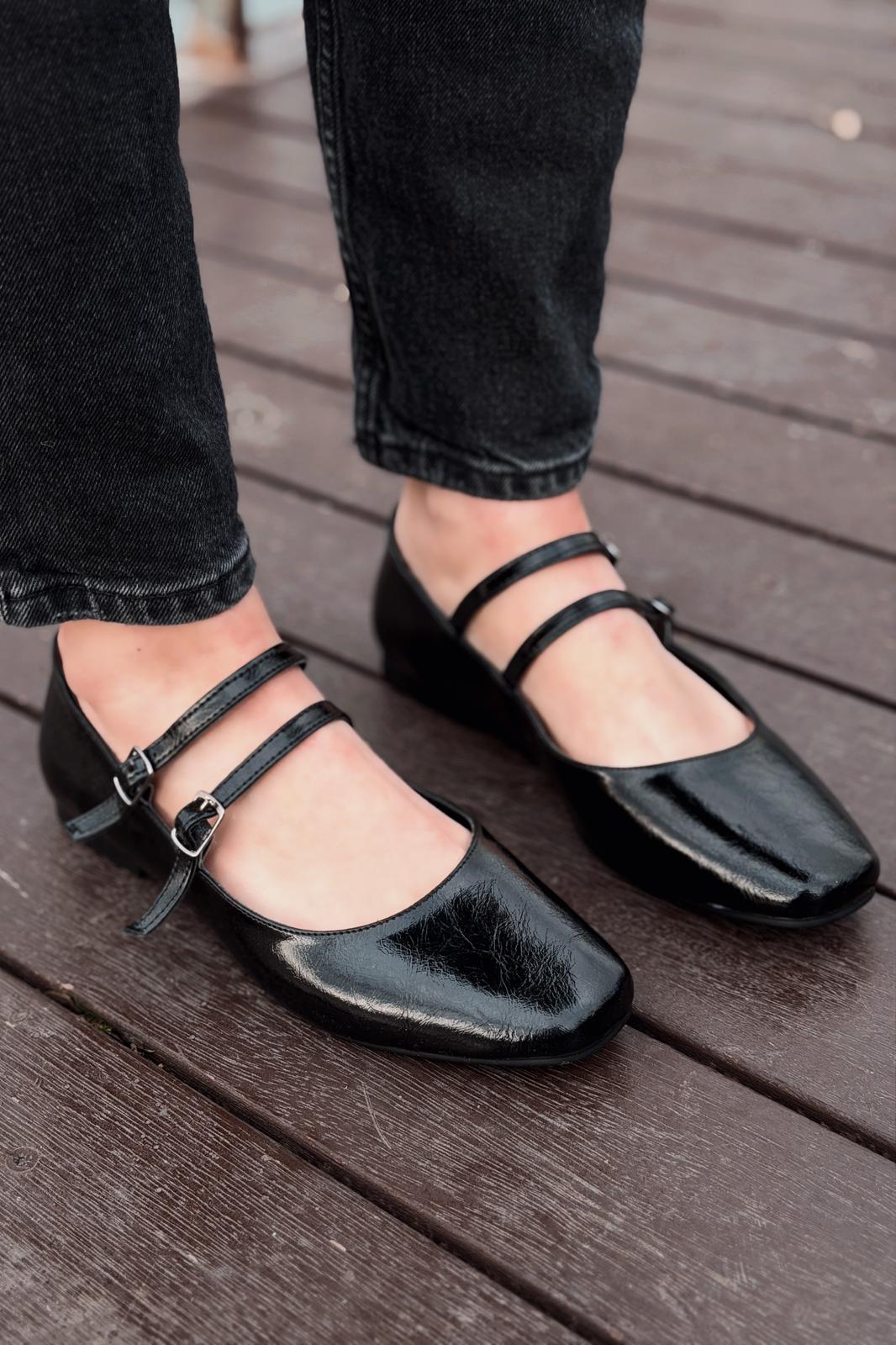 Relora Kadın Babet Siyah Kırışık Rugan - ILOVESHOES