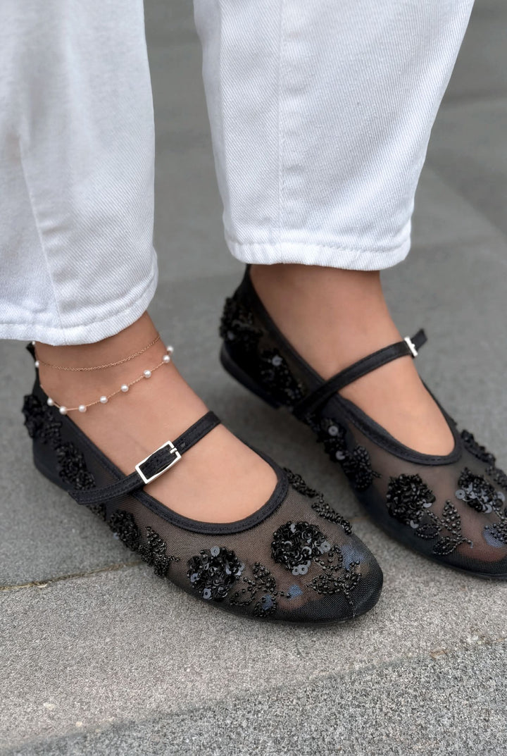 Telora Kadın Babet Siyah Nakışlı - ILOVESHOES