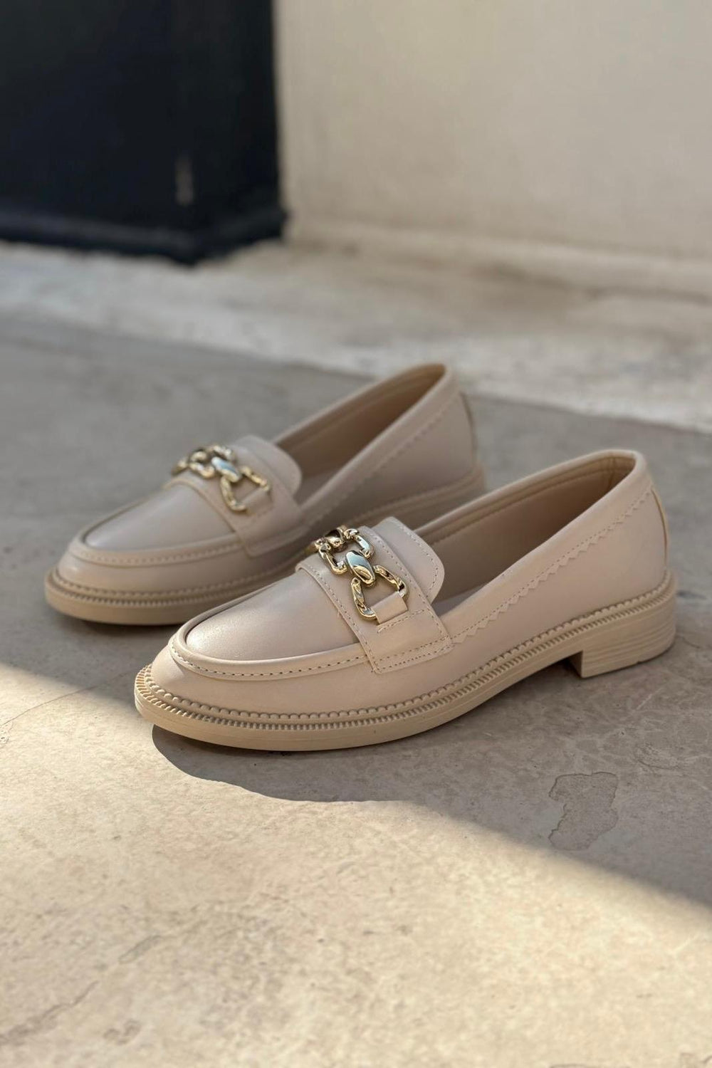Kasto Mat Deri Bej Kadın Loafer - ILOVESHOES